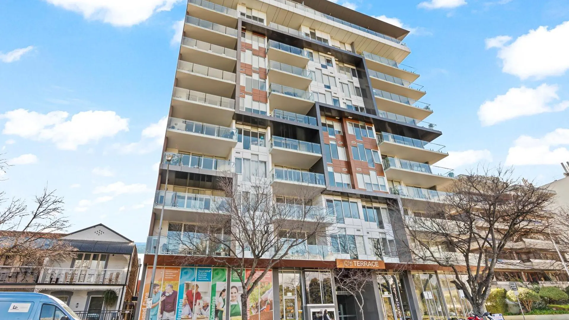 Parkland Vista Luxury Retreat Apartment Adelaide