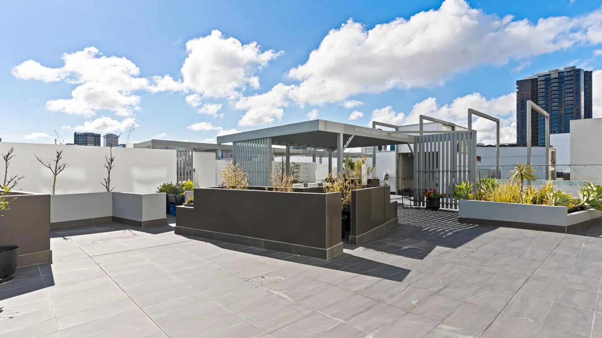 Parkland Vista Luxury Retreat Apartment Adelaide