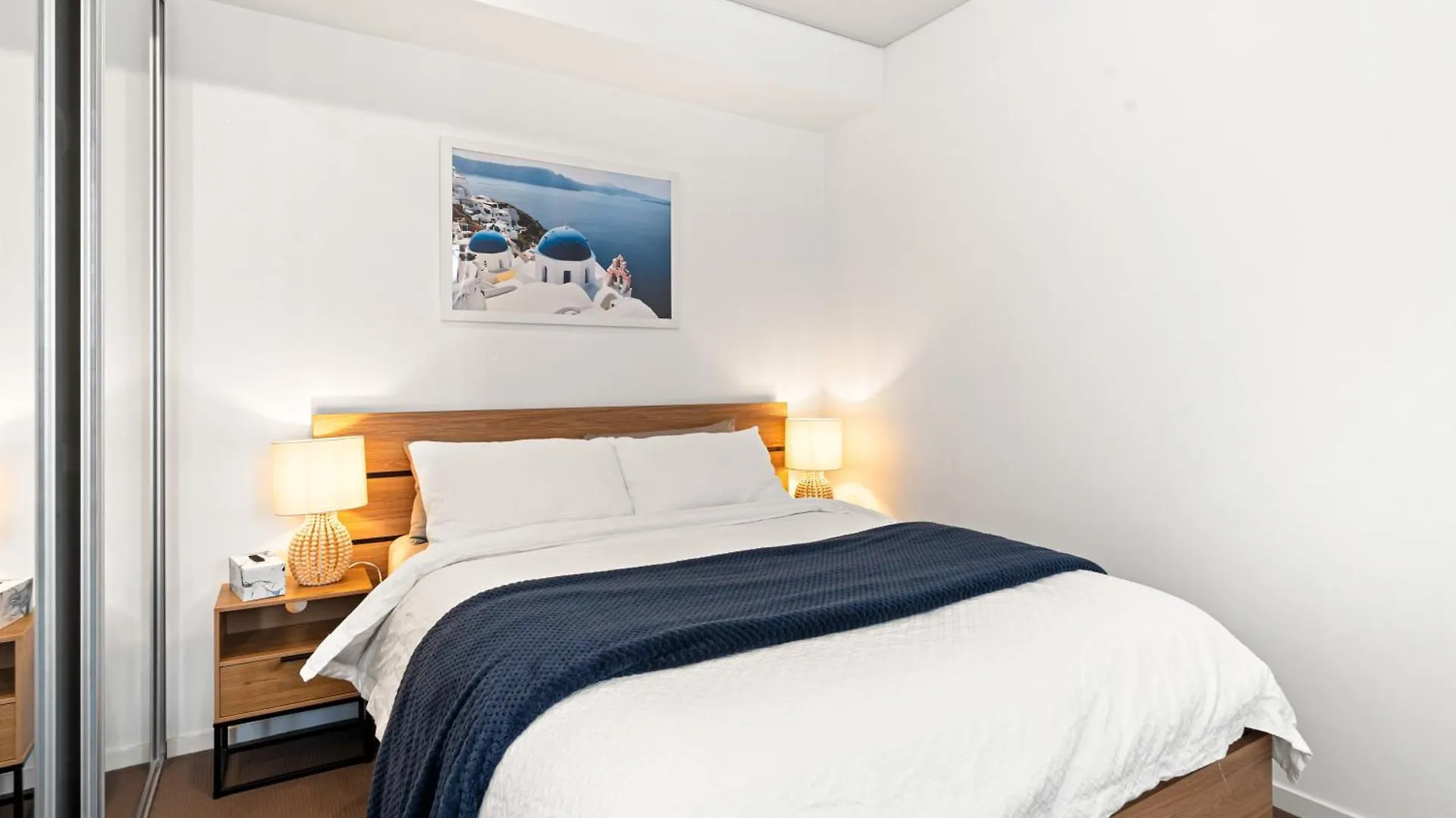 Parkland Vista Luxury Retreat Apartment Adelaide Australia